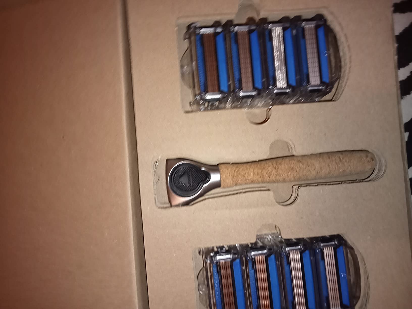 by Amazon rasoio uomo manico sughero 5 lame 7 ricariche