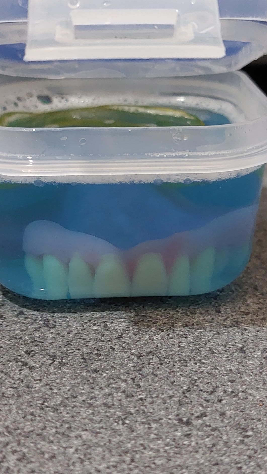 by Amazon Extra Forti Compresse Pulizia Dentiere 90 pz Menta Fresca