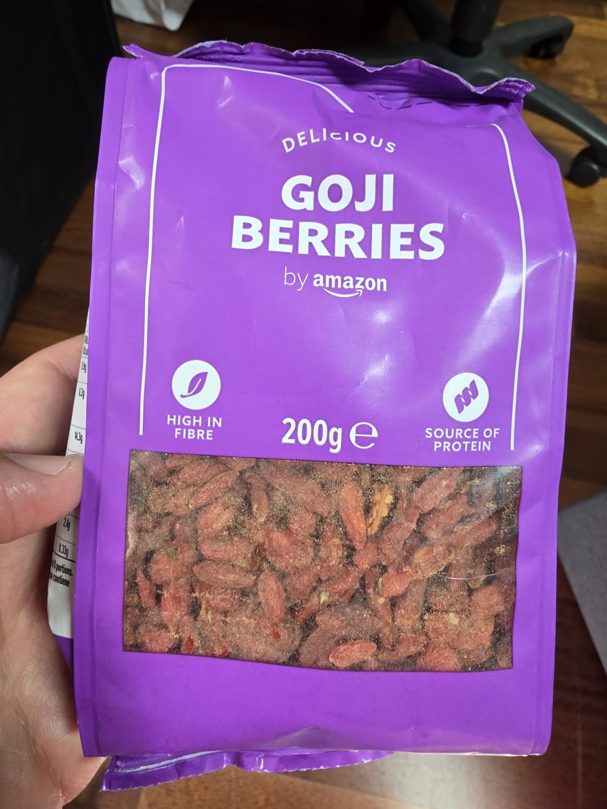by Amazon Bacche di Goji Essiccate 6 x 200 g ricche di fibre