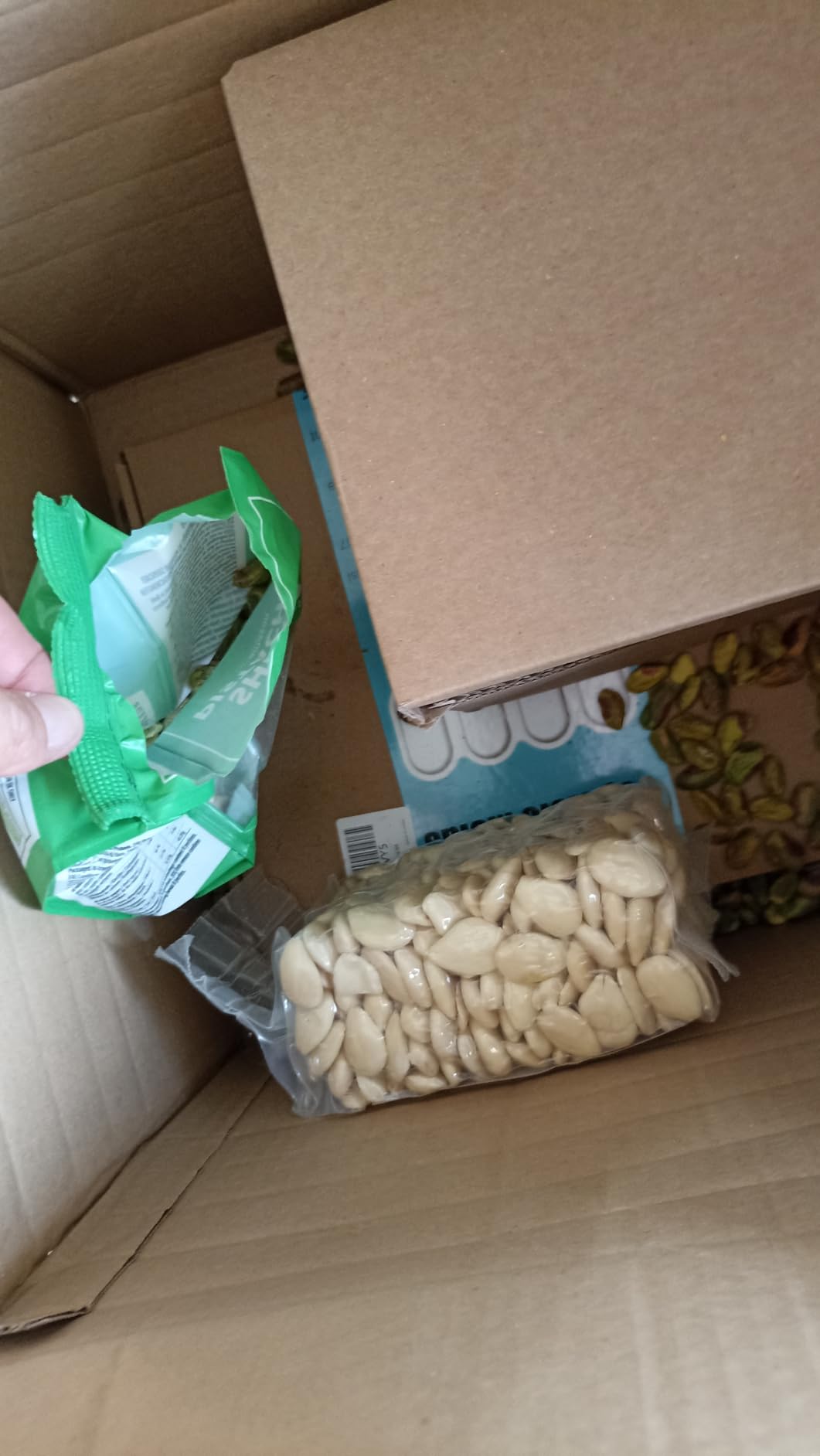 by Amazon Naturale pistacchi sgusciati 500 g non salati