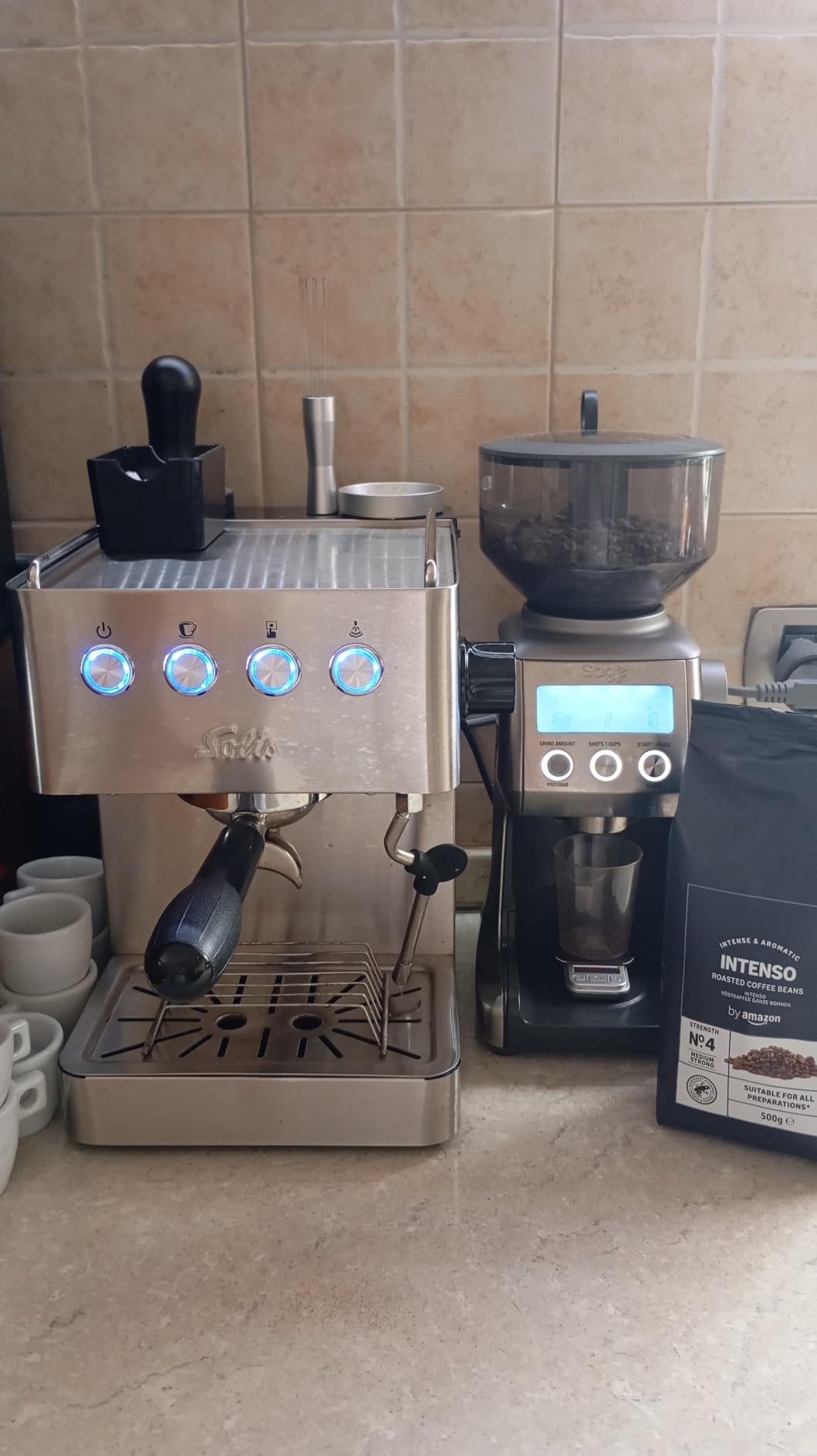 by Amazon Caffè Intenso caffè in grani 1 kg tostatura chiara