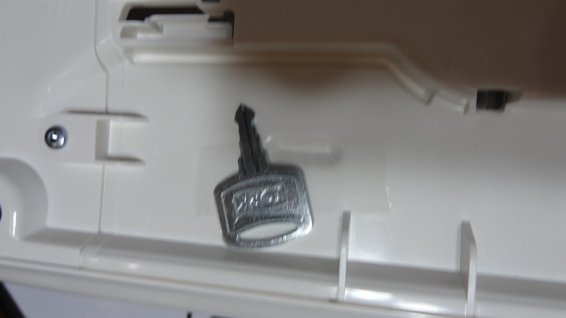 Tork 557500 dispenser carta igienica doppio rotolo bianco