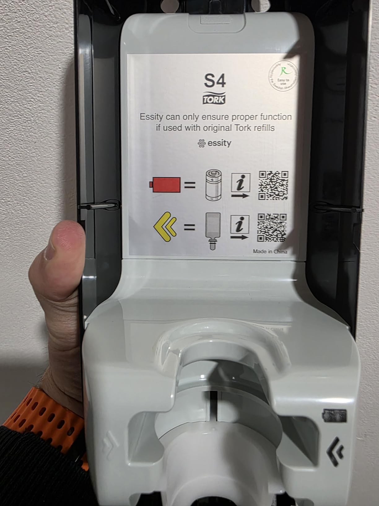 Tork Intuition dispenser sapone schiuma S4 bianco sensore