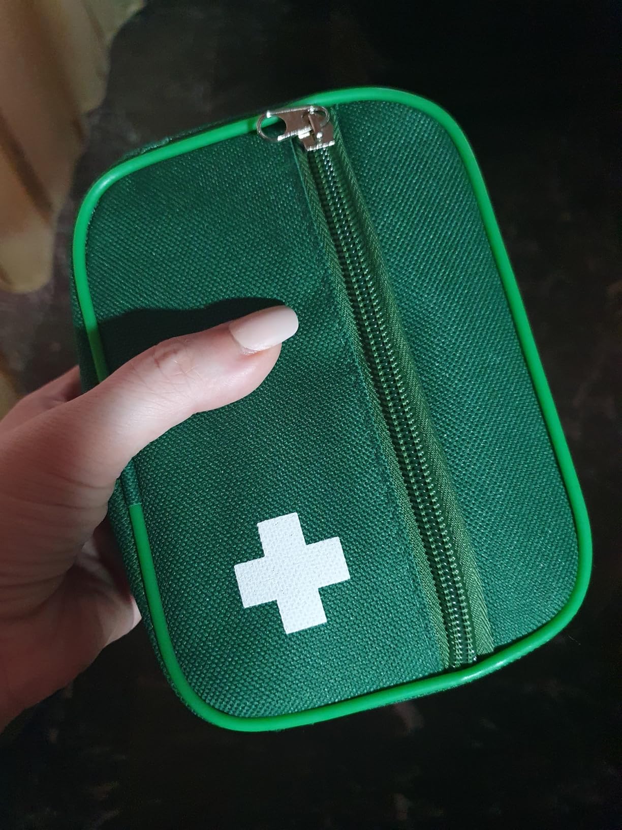 Healthcare by Amazon kit pronto soccorso 56 pezzi verde