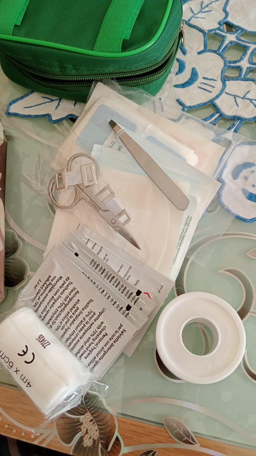 Healthcare by Amazon kit pronto soccorso 56 pezzi verde