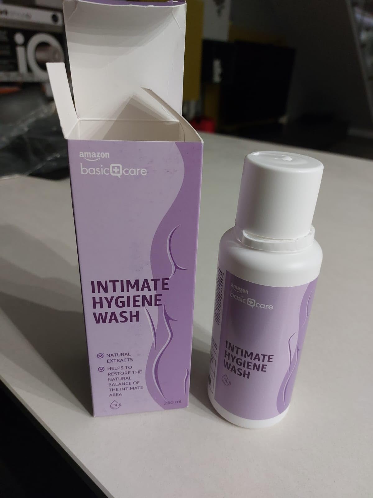 Healthcare by Amazon Detergente Intimo pH 4.5 250 ml